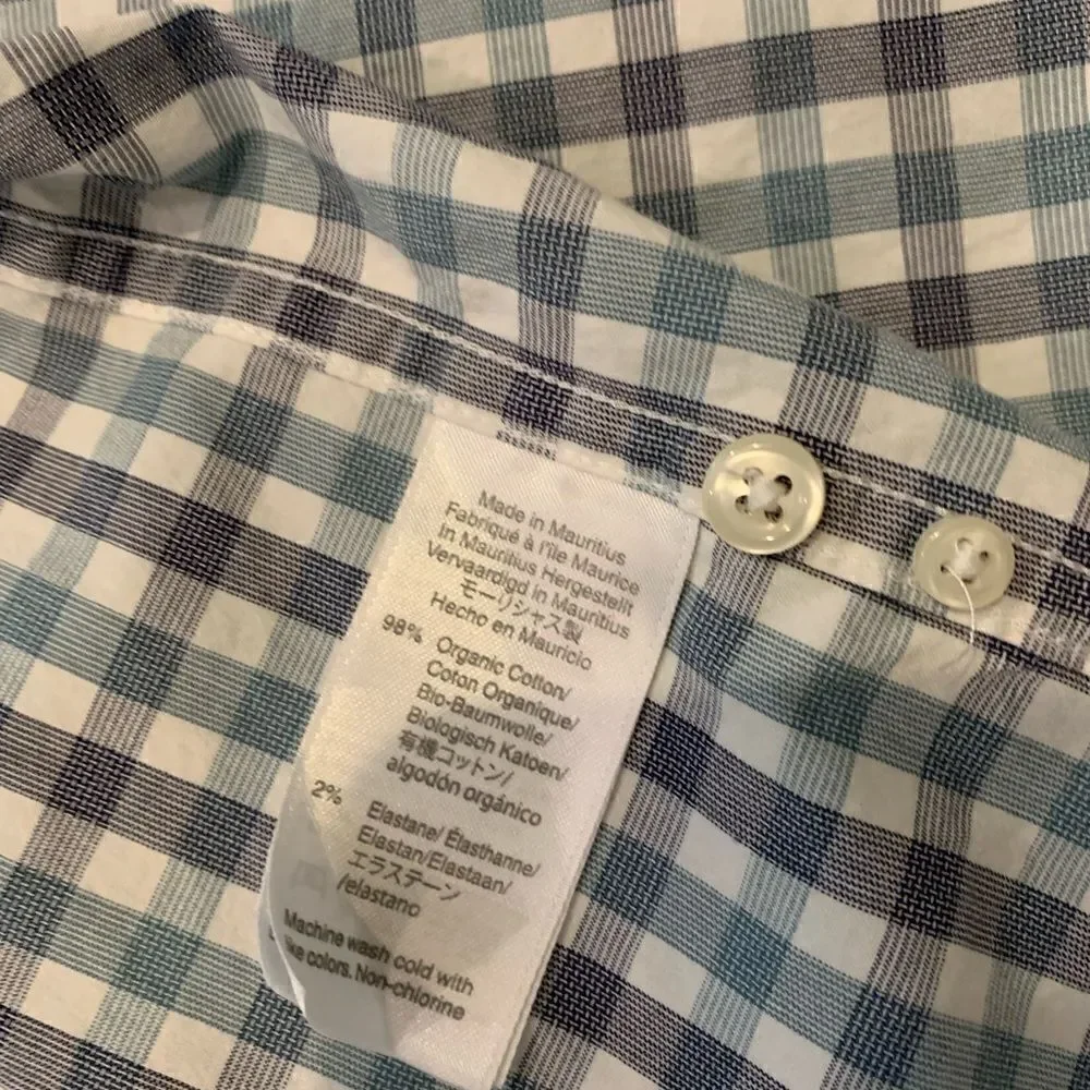 J. Crew Men’s Button Down Shirt.  Size: L.  Slim fit.  Extra buttons.
